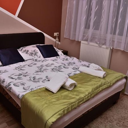 Ferienwohnung Ametiszt Apartman Sárvár Exterior foto