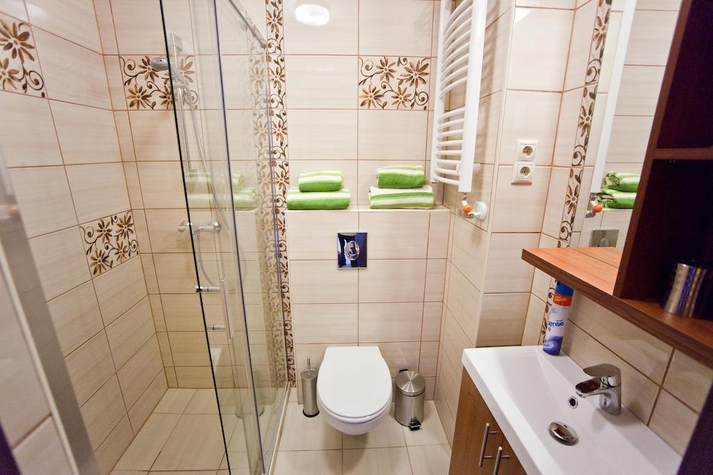 Ferienwohnung Ametiszt Apartman Sárvár Zimmer foto