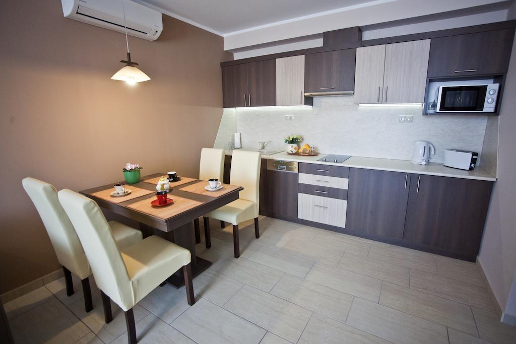 Ferienwohnung Ametiszt Apartman Sárvár Zimmer foto